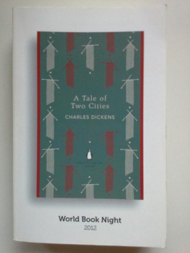 Charles Dickens: A Tale of Two Cities (2012, Penguin English Library)